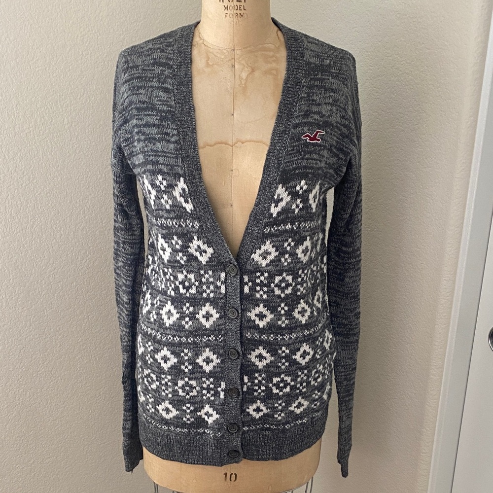 Hollister Women's Charcoal and White Knit Cardigan